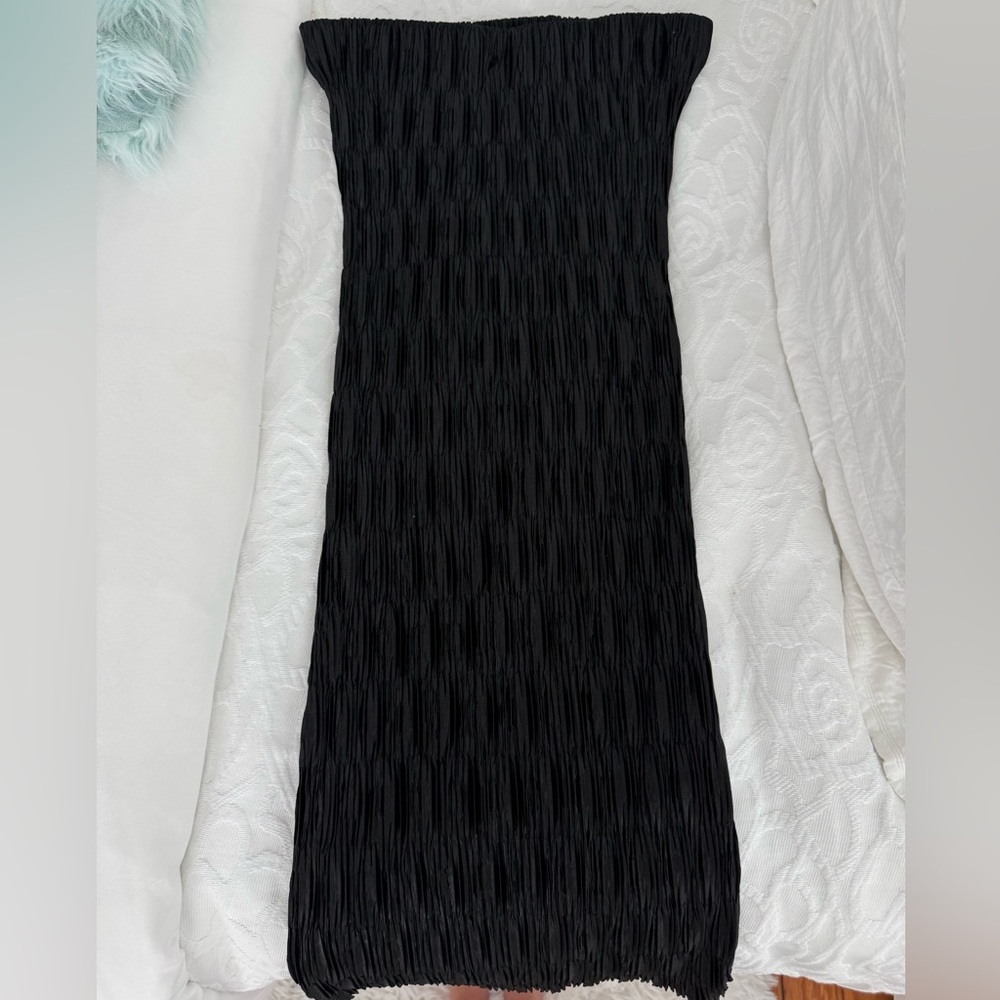 Zara Black Textured Maxi Skirt